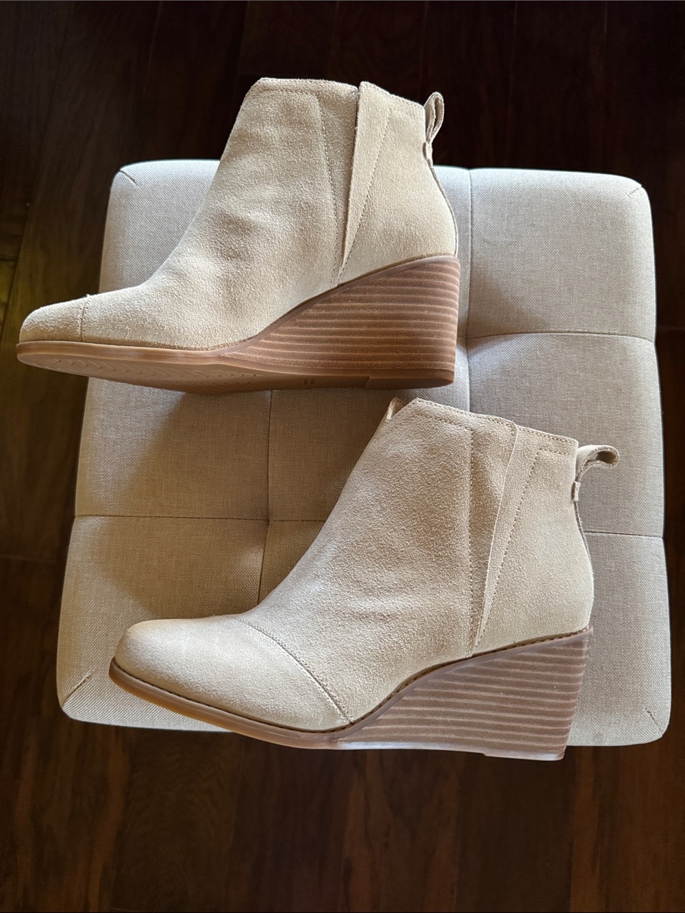 TOMS Kallie Suede Wedge Ankle Booties – Cream/Sand – Women’s Size 8